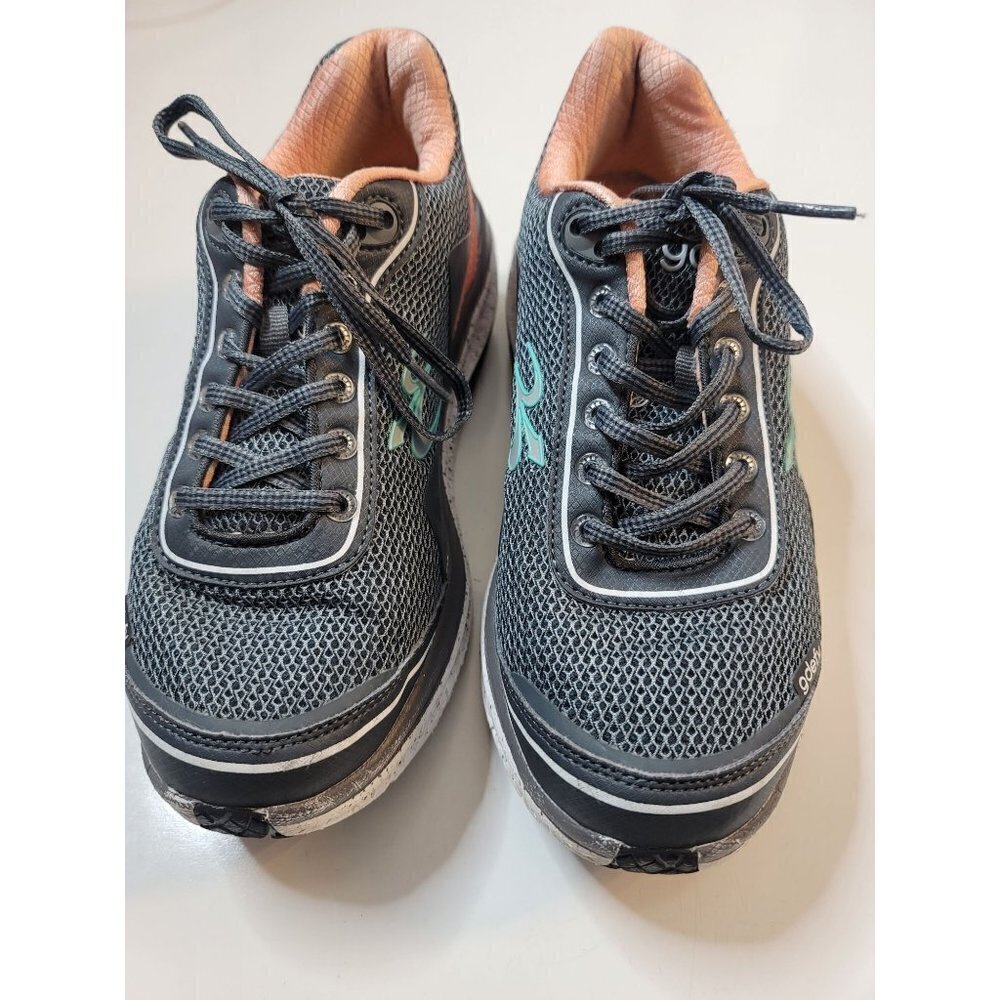 Gravity Defyer Womens Sneakers Running Shoes Lace Up Gray/Salmon SZ 8.5